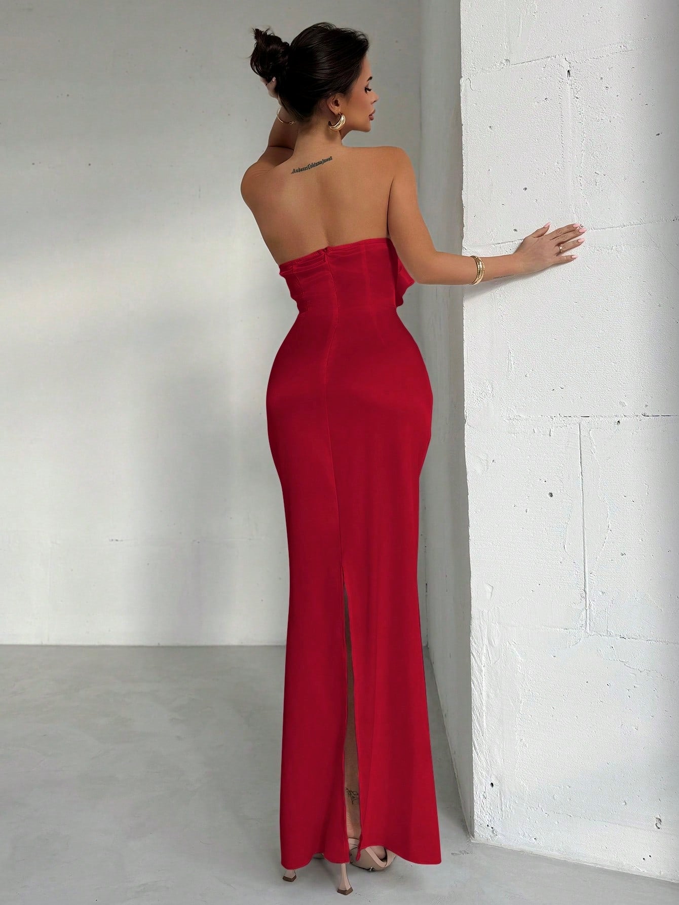 Satin 3D Floral Print Bodycon Pleated Open Back Maxi Dress