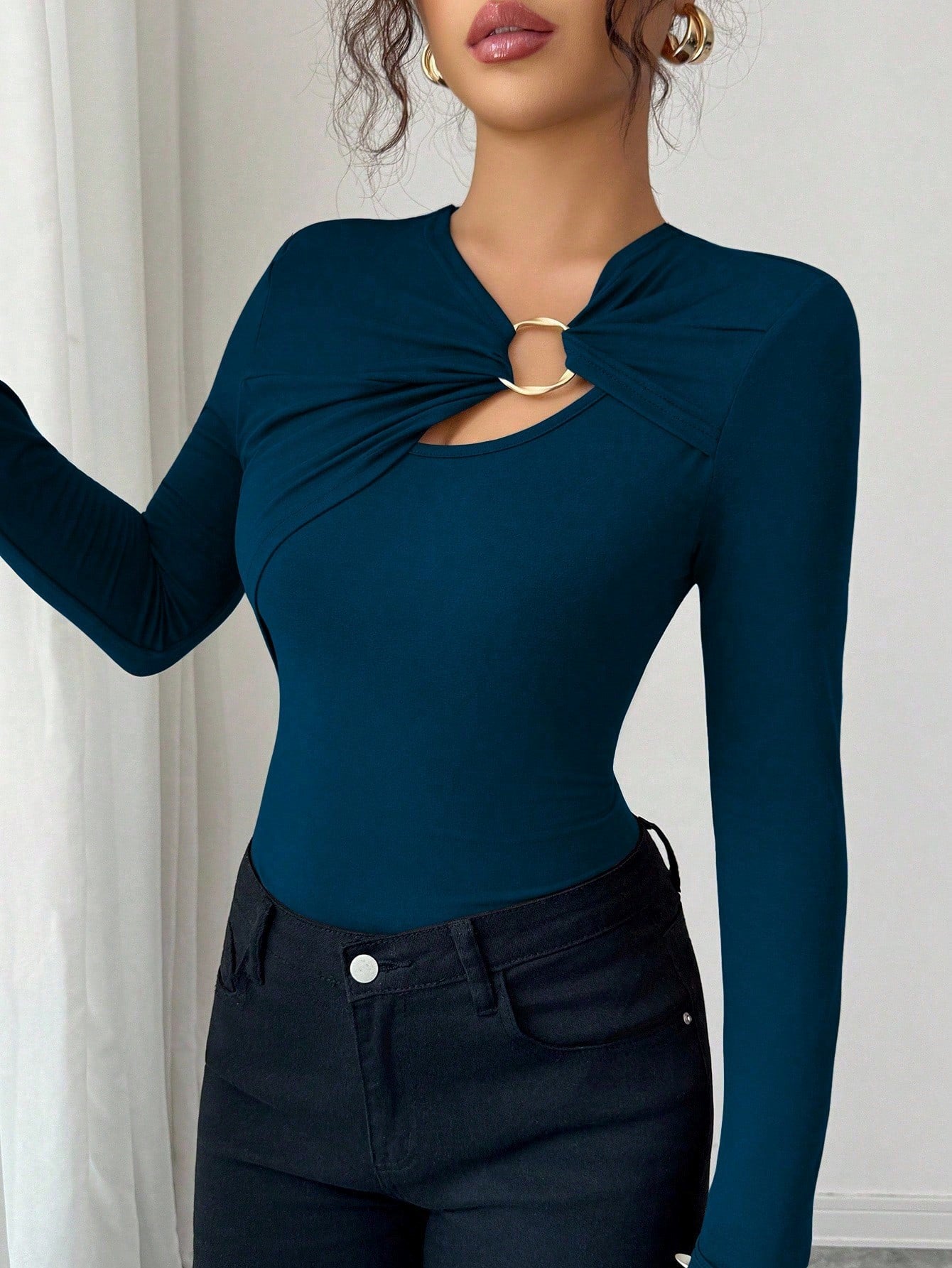 Ring Design Long Sleeve T-Shirt
