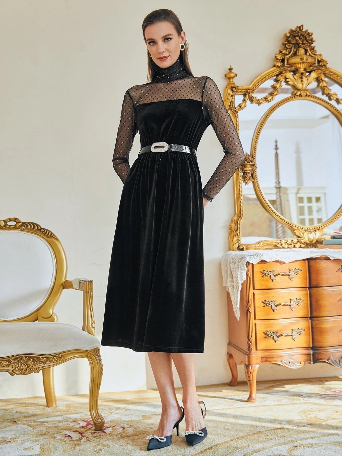 فستان مخمل مع حزام